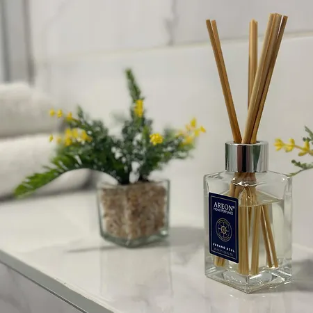 Hera With Private Garage Apartamento