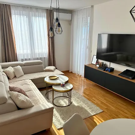 Apartamento Hera With Private Garage Lukavica