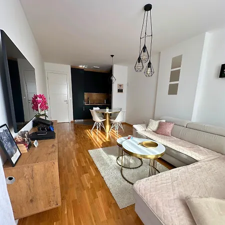 Apartamento Hera With Private Garage Lukavica